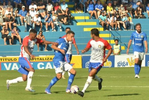 São José treina contra garotos do Flamengo de Guarulhos 1
