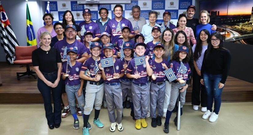 Taekwondo e baisebol joseenses fazem visita 2