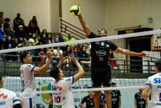 Vôlei São José venceu de virada e atingiu objetivo 7